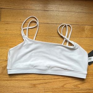 NWT gap fit breathe sports bra size m